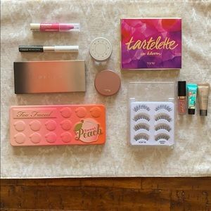 Makeup bundle 💄! Amazing deal!!!